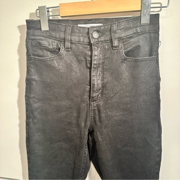 Dynamite KATE snakeskin style high rise skinny black jeans size 26 - Picture 3 of 6